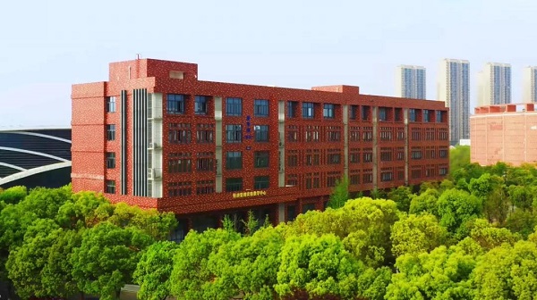 武漢光谷英才技工學校